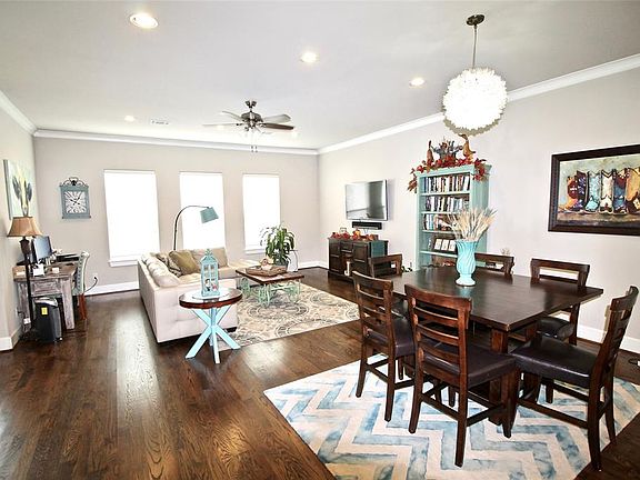 2nd image of 871 Wakefield Dr #D