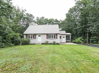 48 Old Derry Rd, Londonderry, NH 03053
