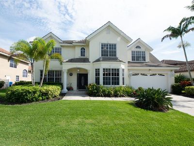 750 Sand Pine Dr NE, Saint Petersburg, FL, 33703