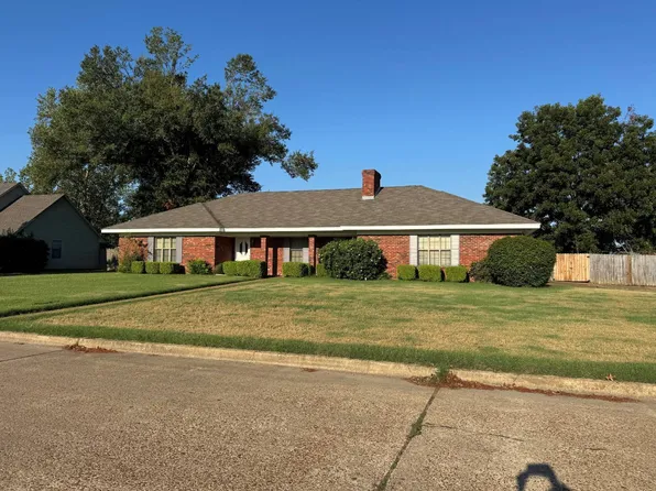 1219 Jane Ln, Greenwood, MS 38930