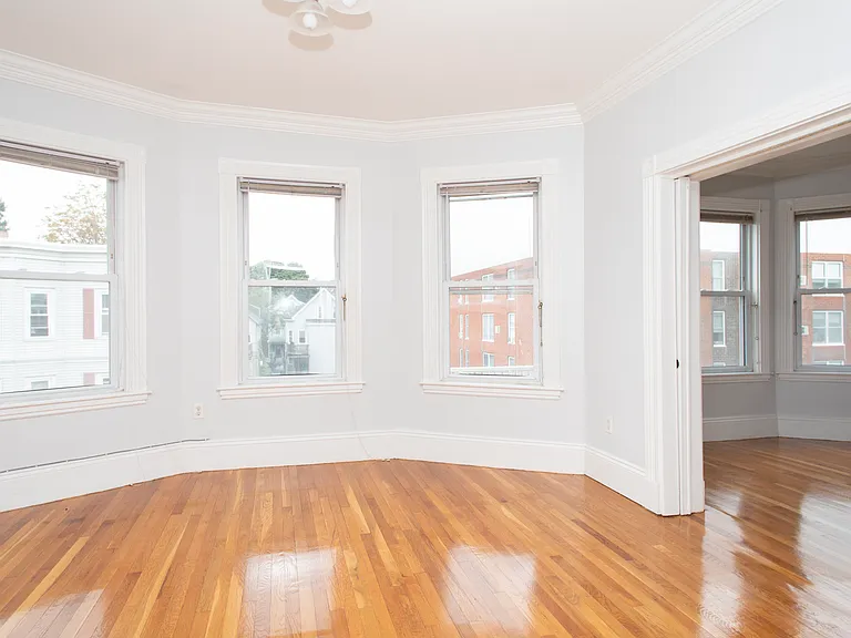 17 Bellflower St #3 — Photo 10