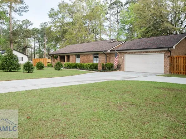 208 S Topi Trl, Hinesville, GA 31313