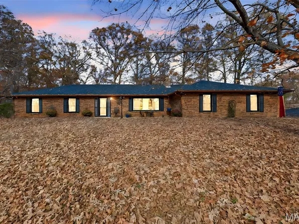 901 College Rd, Union, MO 63084