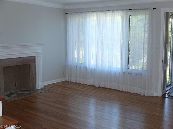 2nd image of 16309 Lake Ave
