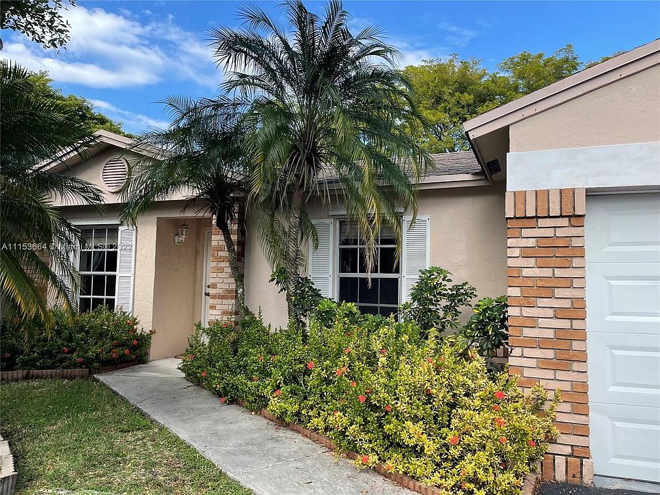 1st image of 13955 Langley Pl #13955