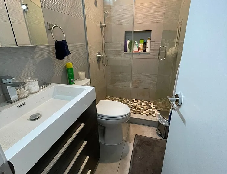 11 Stanton St #4D — Photo 9