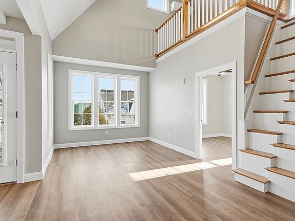 5th image of 8 Vine St #5