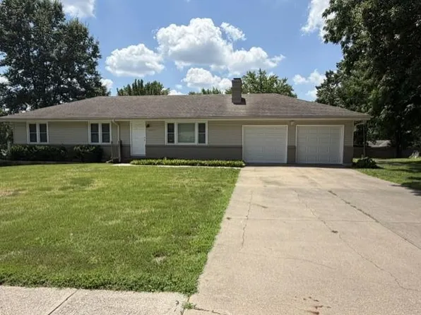 10201 W 69th St, Merriam, KS 66203