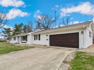 2228 8th Street Cir, Charleston, IL