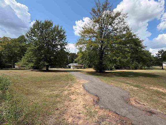 2nd image of 2725 Lafamo Rd