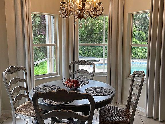 2nd image of 3722 Old Lighthouse Cir