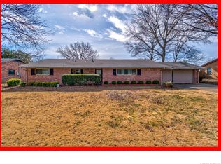 4407 Bridle Rd, Bartlesville, OK 74006