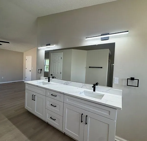 7396 Kestrel St — Photo 4