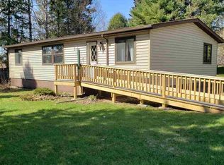 321 Moore St, Mellen, WI 54546