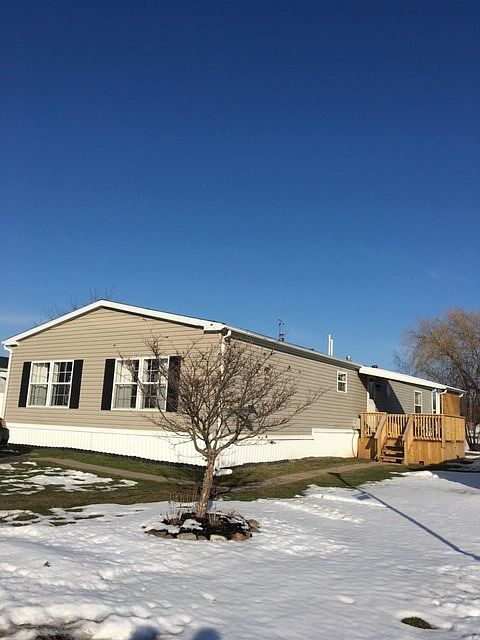 1st image of 811 Stoneybrook Trl