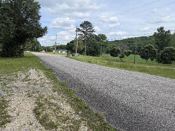 4th image of 6266 Walnut Grove Rd