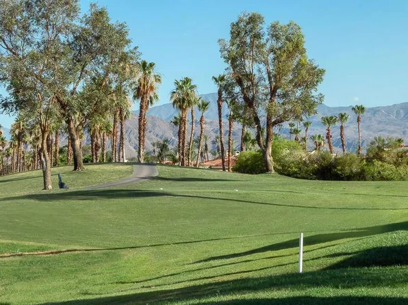 705 Vista Lago Cir N, Palm Desert, CA 92211