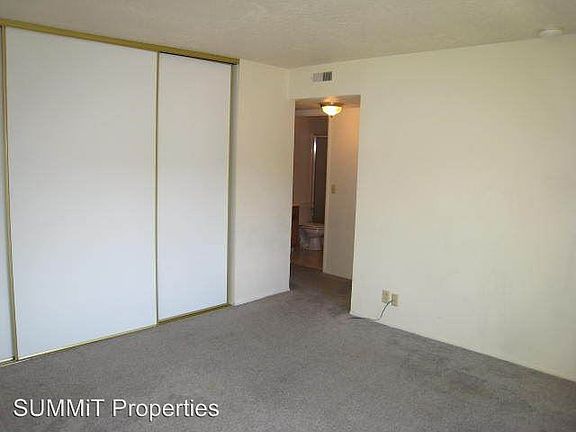 5th image of 577 Grandview Ct APT 14