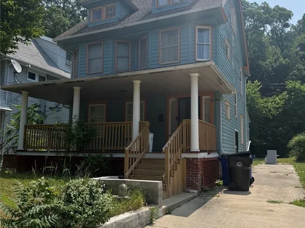 16812 Endora Rd, Cleveland, OH 44112
