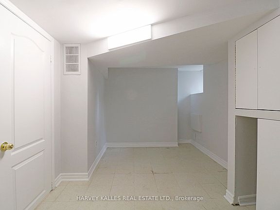 5th image of 156 Gillard Ave #Basement