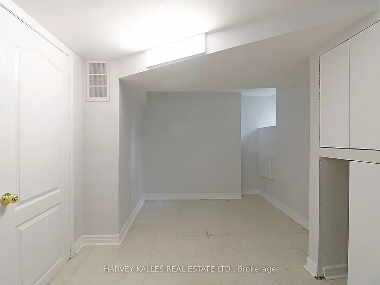 156 Gillard Ave #BASEMENT — Photo 5