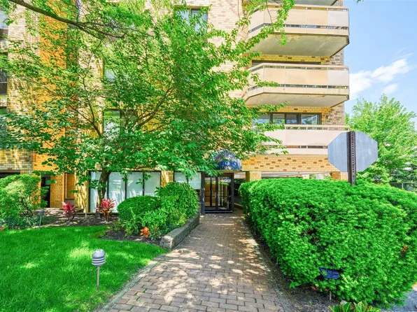 141 Great Neck Road #1G, Great Neck, NY 11021