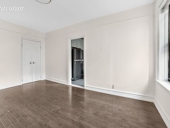 2nd image of 330 E 52nd St APT 45