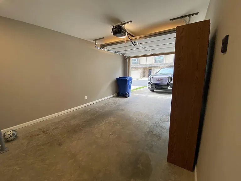 135 Country Ln — Photo 10