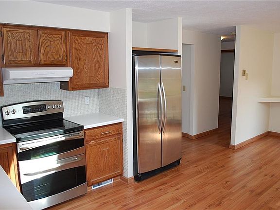5th image of 3 Hillcrest Dr