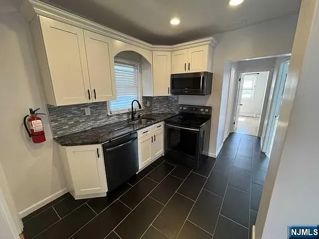156 Morgan Pl #1 — Photo 11