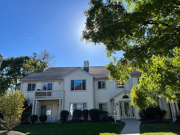 3rd image of 14 Bayberry Dr #14