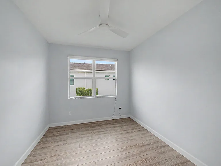 9856 SW Isabelline Dr — Photo 12