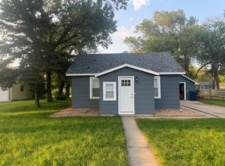 1119 1st Ave SE, Watertown, SD 57201