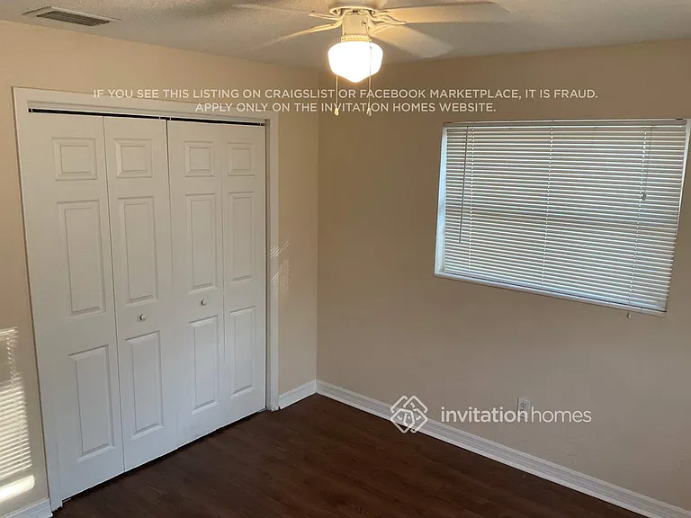 1860 Murray Ave — Photo 12