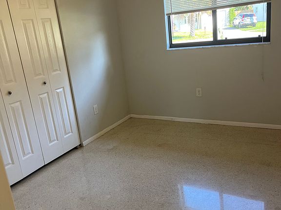 3rd image of 5014 Bell Meade Dr