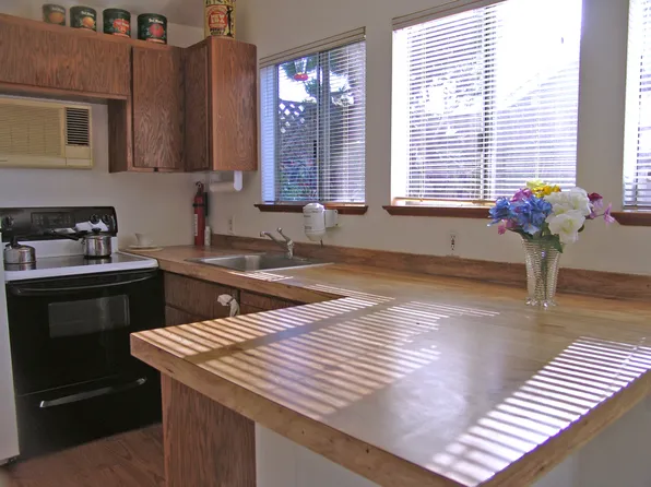 (undisclosed Address), Santa Cruz, CA 95062