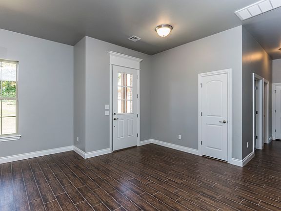 4th image of 15598 Treeline Ct