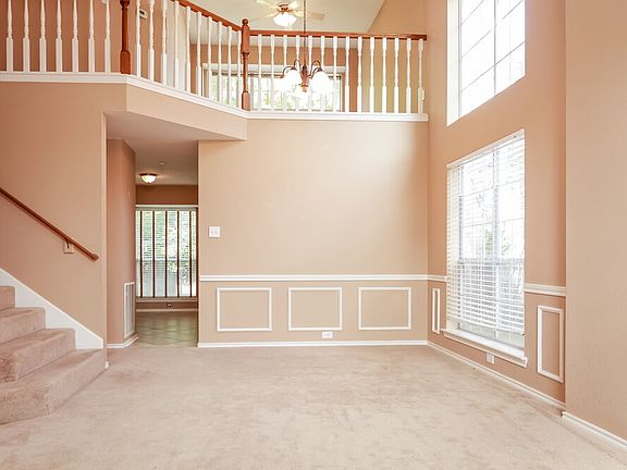 4th image of 3011 Renaissance Dr