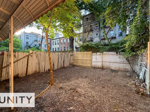 707 Dekalb Avenue image 1 of 25