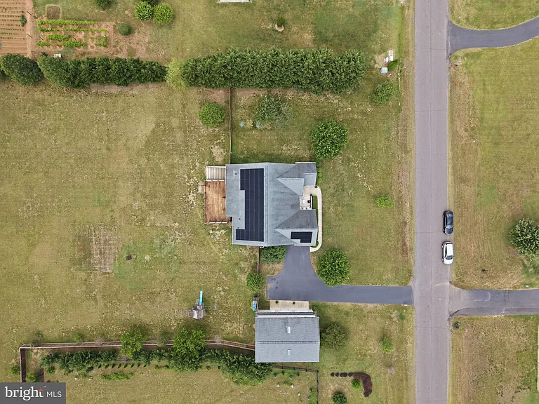 320 Timber Mill Ln — Photo 32