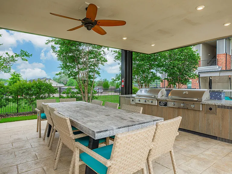Residence at Oakmont Apartments — Photo 7