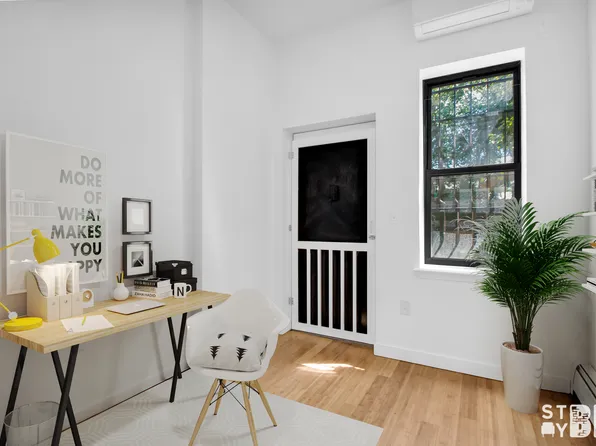 195 Richards Street image 6 of 10