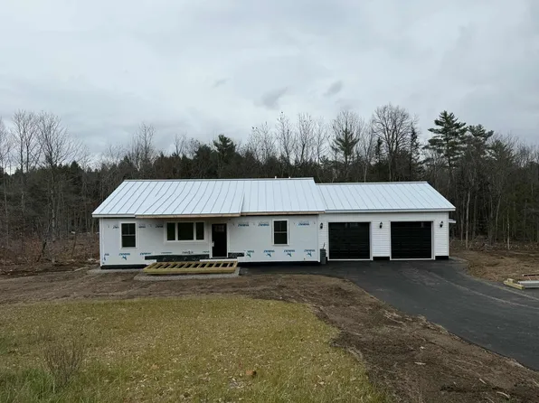 3 Gabriel's Way, Turner, ME 04282