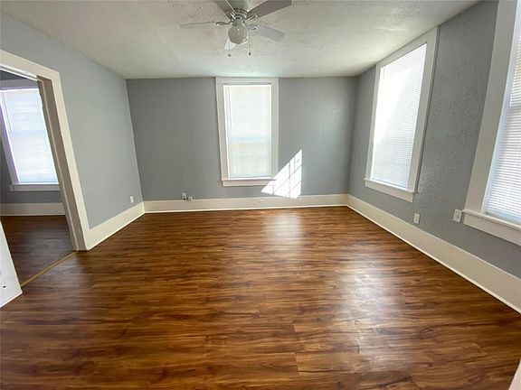 5th image of 3114 Avenue M 1/2