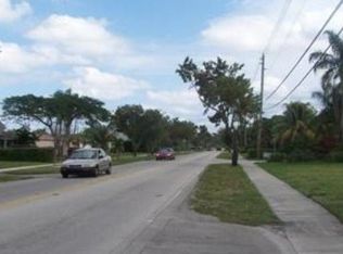 3741 SW 24th St, Fort Lauderdale, FL 33312