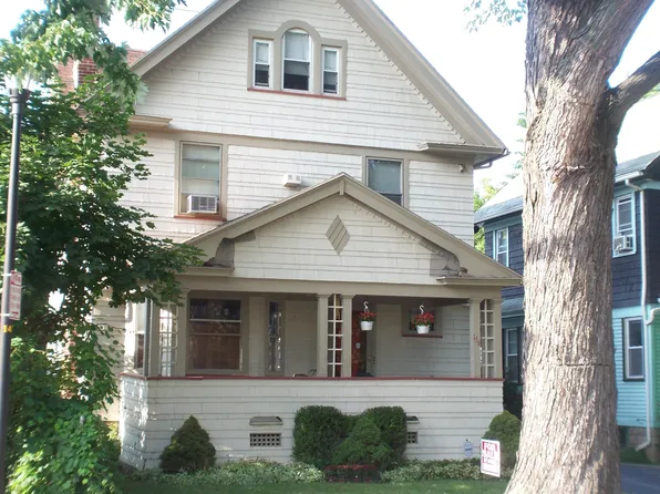 156 Ravenwood Ave, Rochester, NY 14619