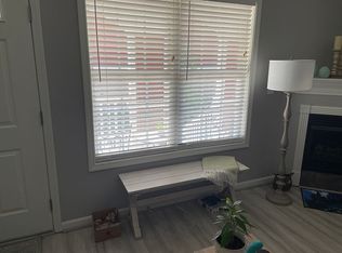 225 Crescent Hill Pl APT 107, Louisville, KY 40206