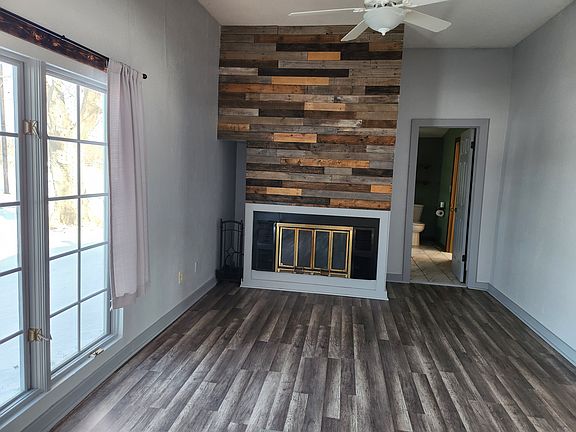 2nd image of 908 McBrathney St