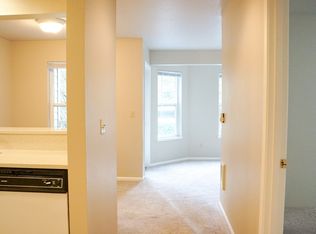 235 SW Hooker St #4, Portland, OR 97201