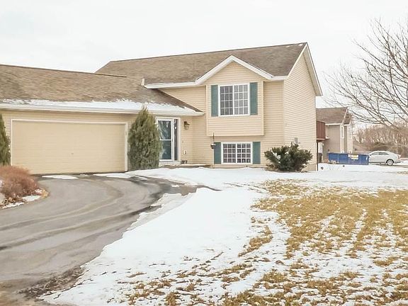 2nd image of 101 Gambrelle Ct